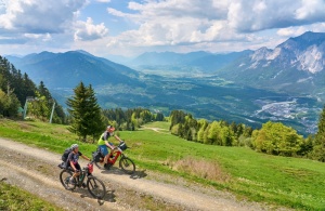 Que faire aux 2 Alpes ? Randonnées, VTT, parapente et activités incontournables